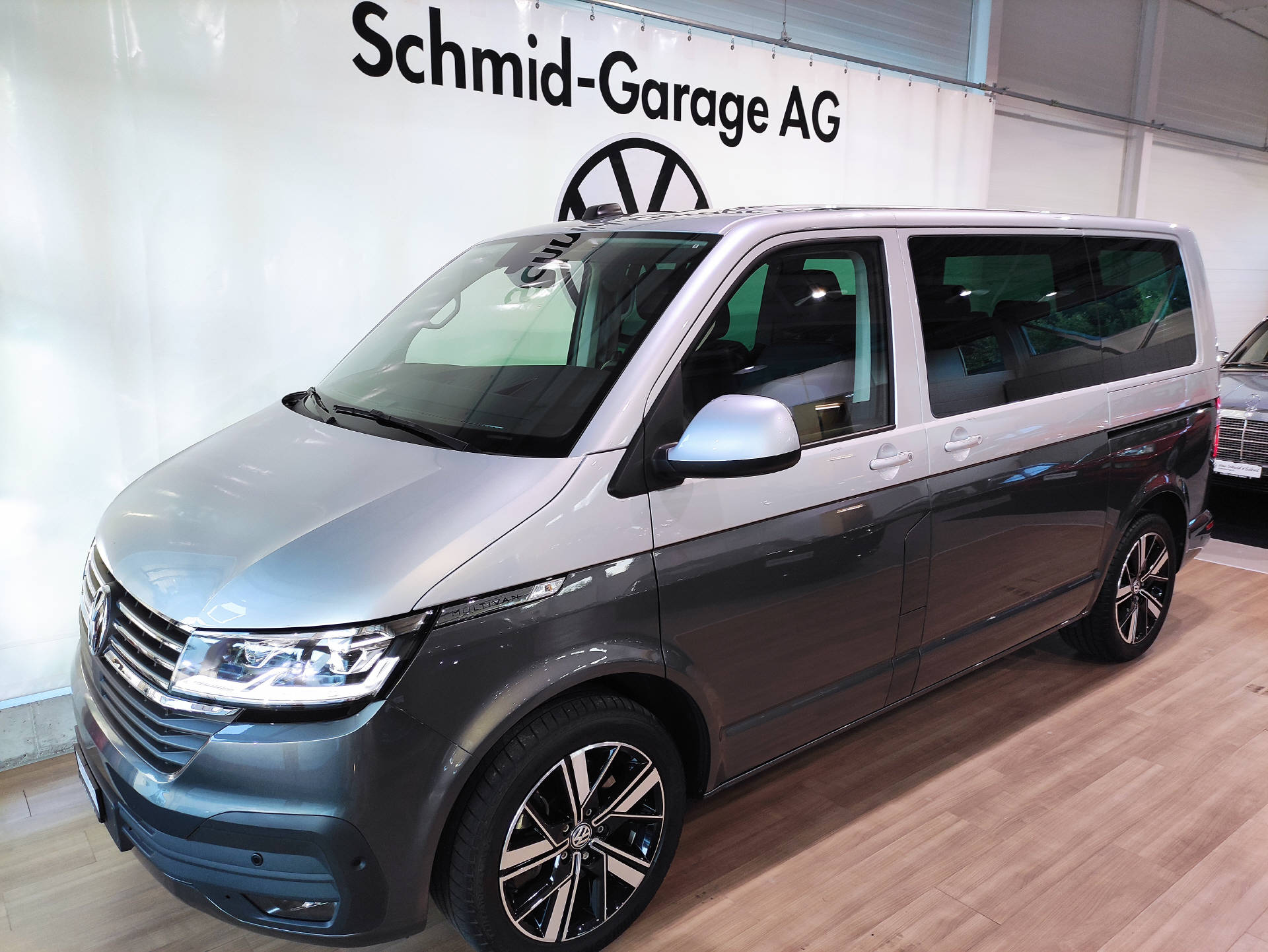 VW T6.1 Multivan 2.0 TDI 204 DSG 4m - 1