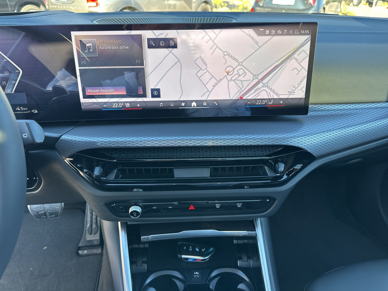 BMW 330e x DriveTouring Steptronic M Sport Pro - 11