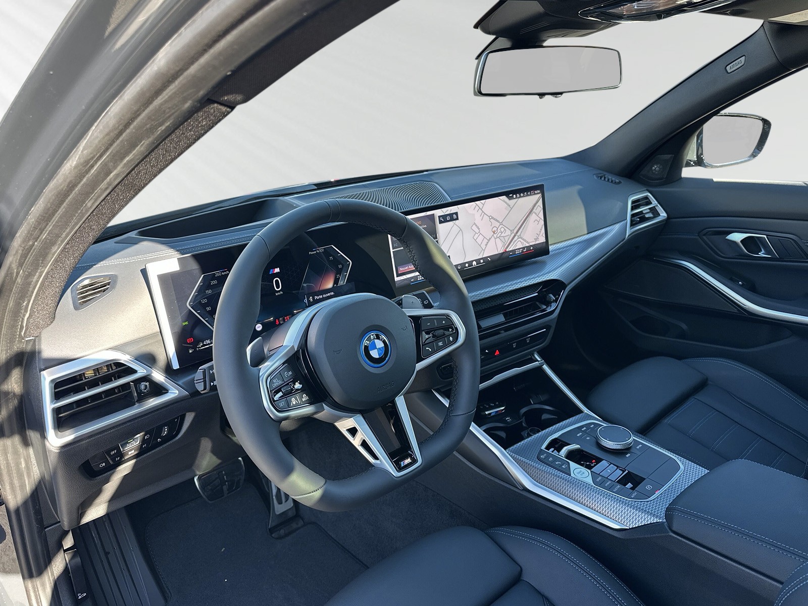 BMW 330e x DriveTouring Steptronic M Sport Pro - 5