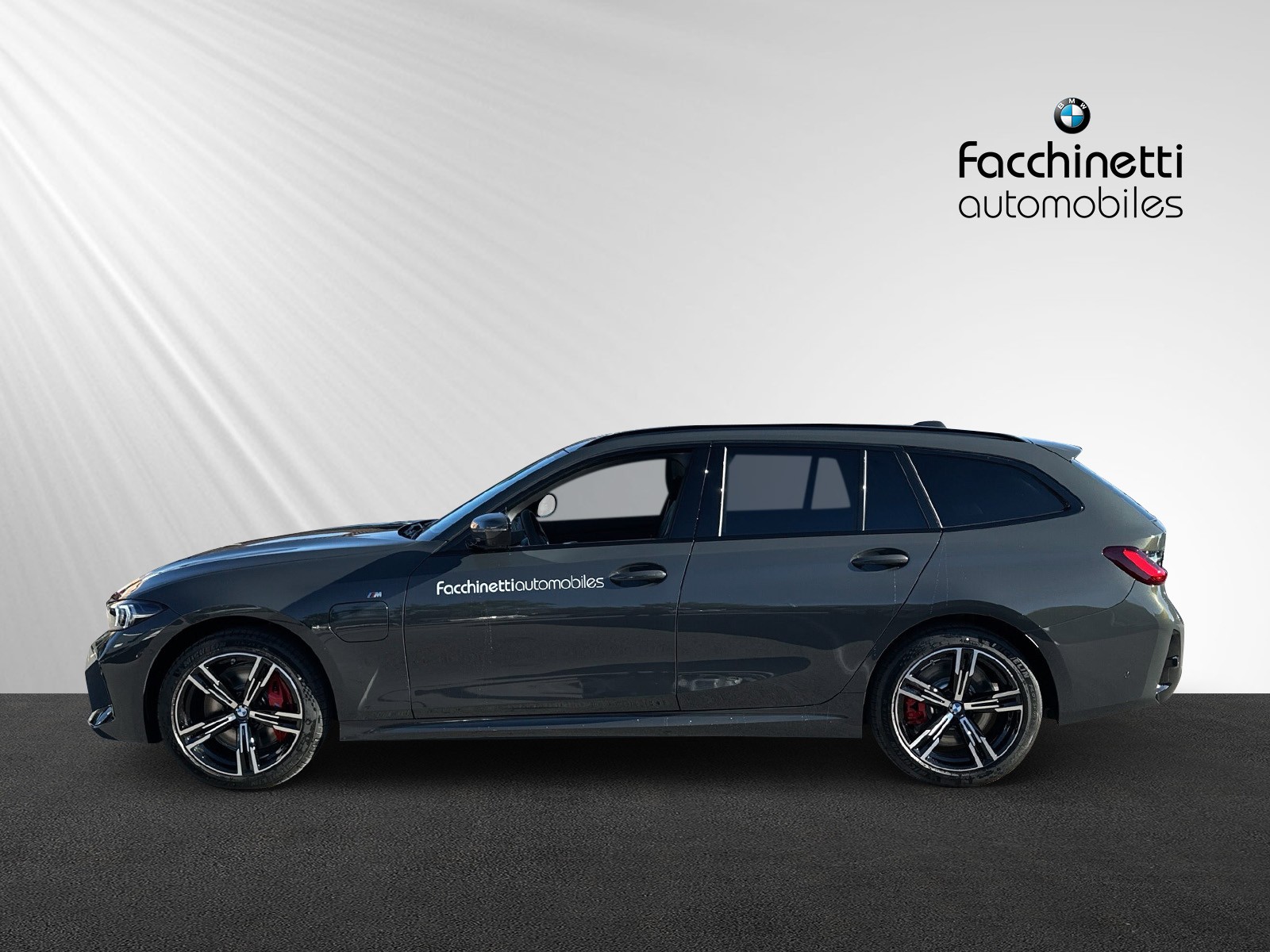 BMW 330e x DriveTouring Steptronic M Sport Pro - 2