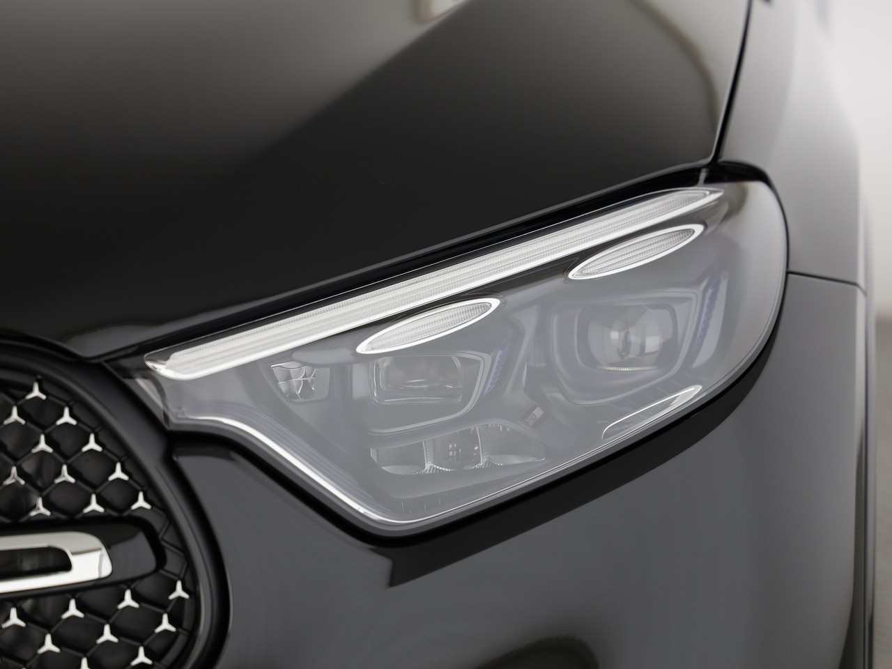 MERCEDES-BENZ GLC 300 d 4Matic 9G-Tronic - 21