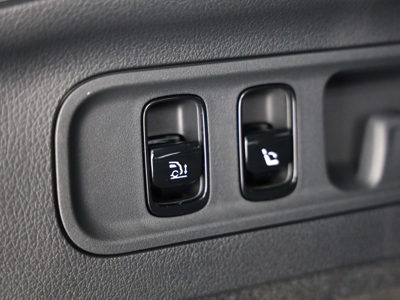 MERCEDES-BENZ GLC 300 d 4Matic 9G-Tronic - 22