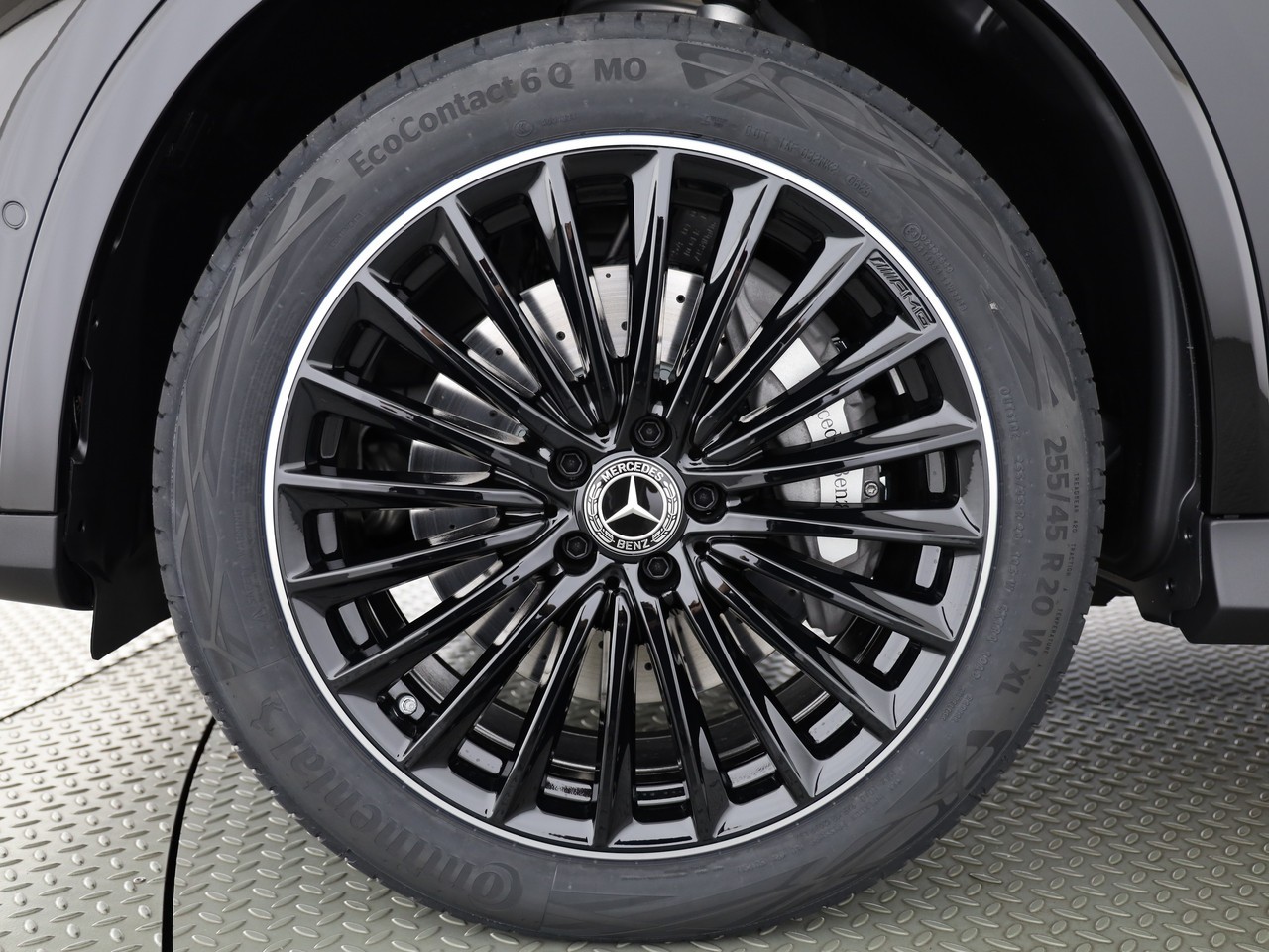 MERCEDES-BENZ GLC 300 d 4Matic 9G-Tronic - 25