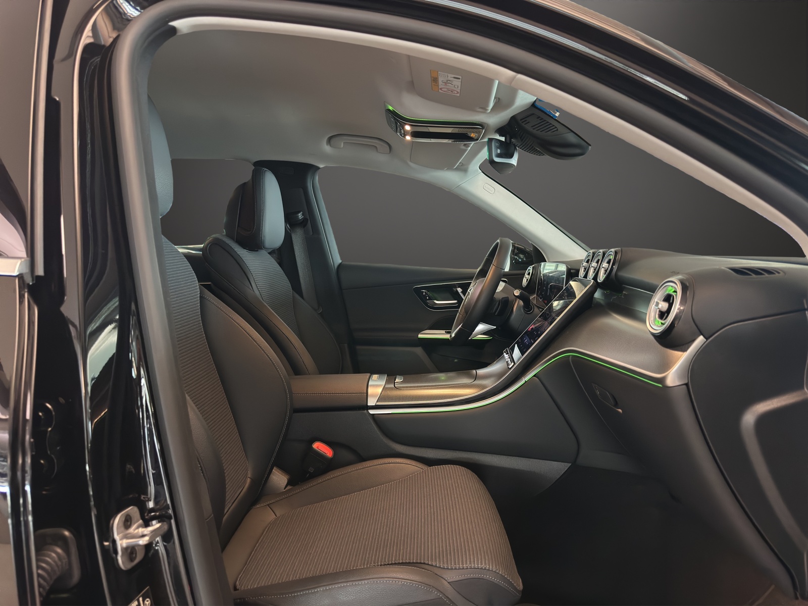 MERCEDES-BENZ GLC 200 4Matic 9G-Tronic - 11