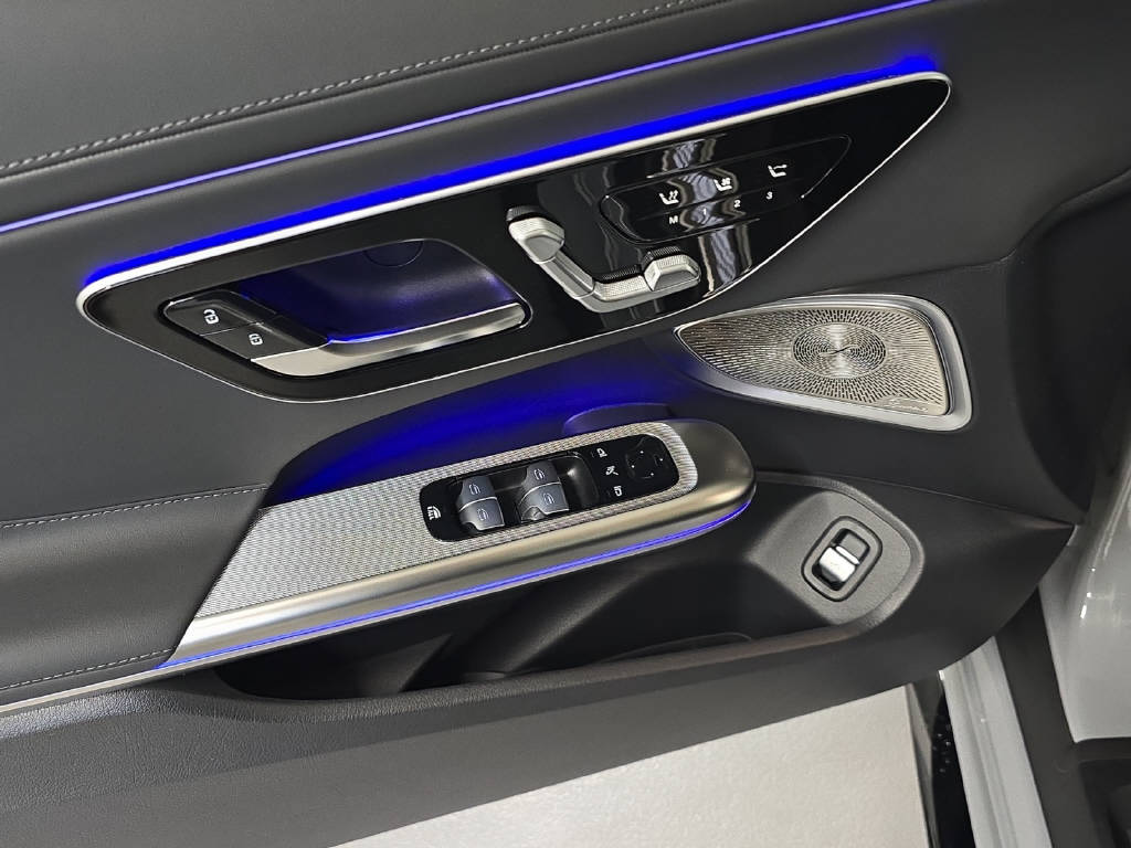 MERCEDES-BENZ CLE 53 AMG 4Matic+ Cabriolet - 6