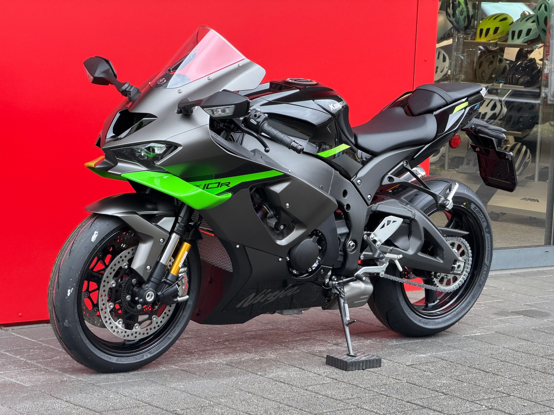KAWASAKI Ninja ZX-10R - 8