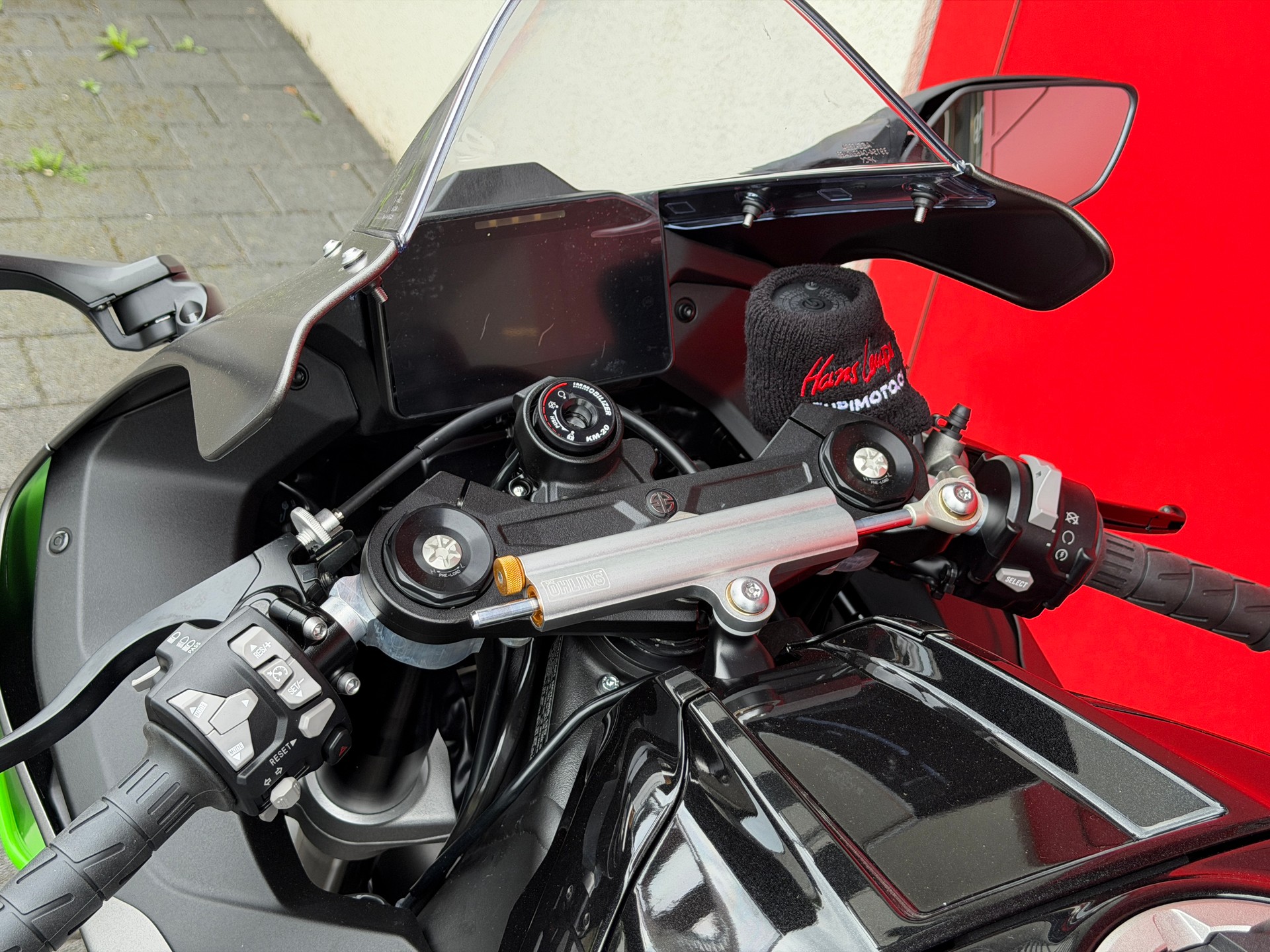 KAWASAKI Ninja ZX-10R - 11