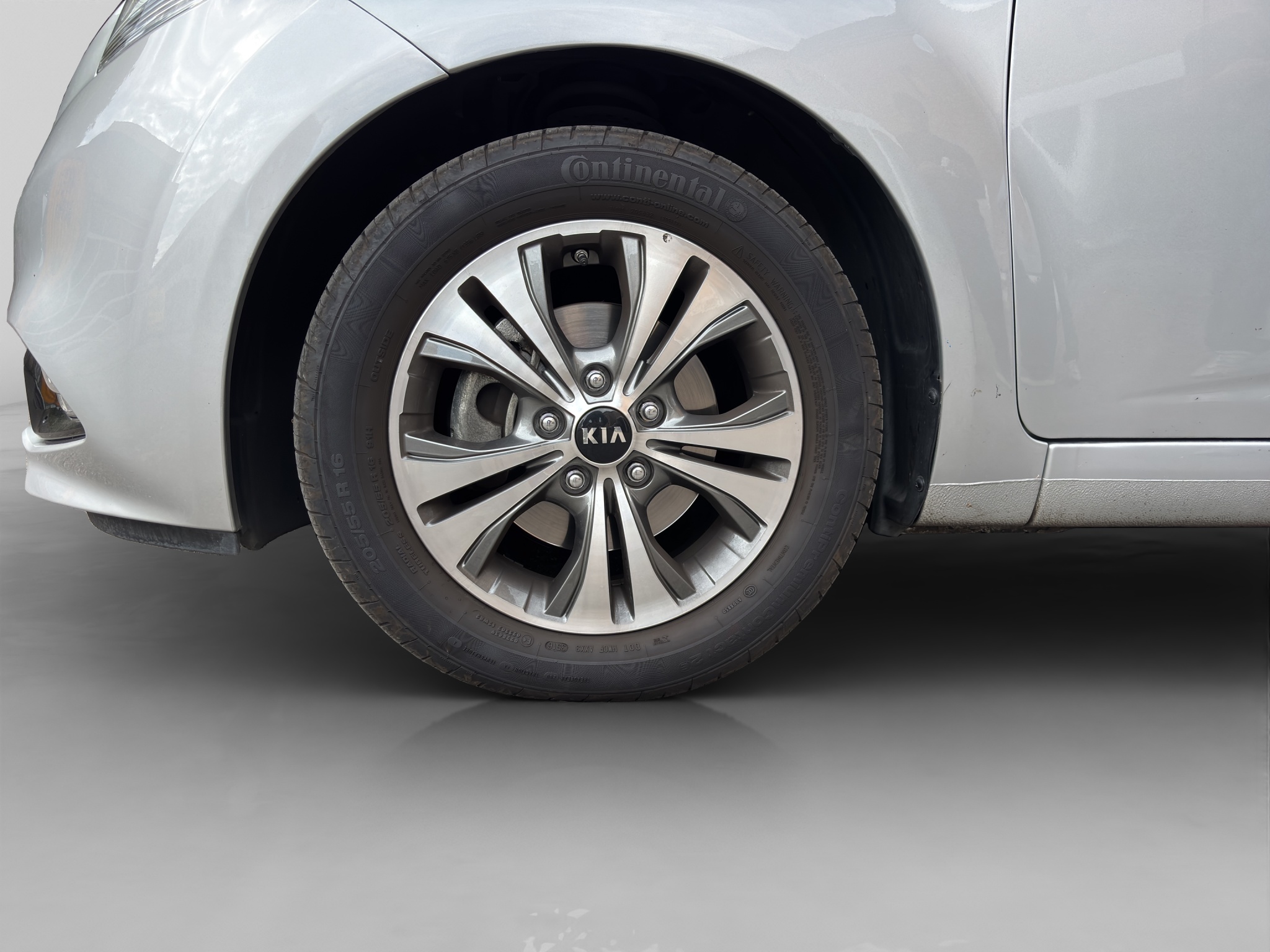 KIA VENGA 17