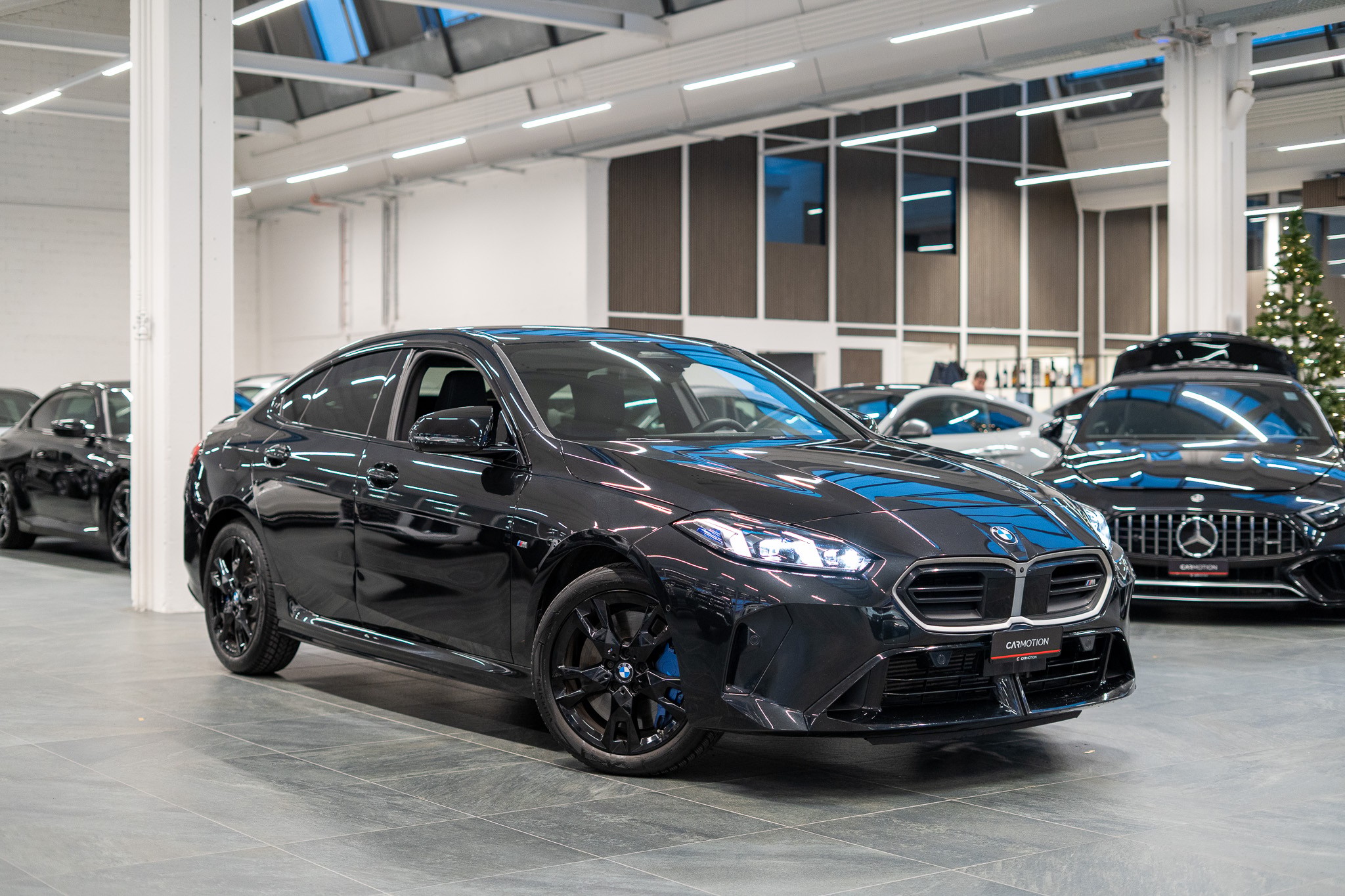 M235i xDrive Gran Coupé / 360° Kamera / el.Sitze / HeadUp