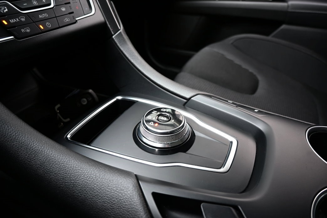 FORD Mondeo 2.0 TDCi AWD Titanium Automatik - 10