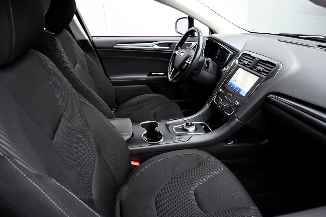 FORD Mondeo 2.0 TDCi AWD Titanium Automatik - 5