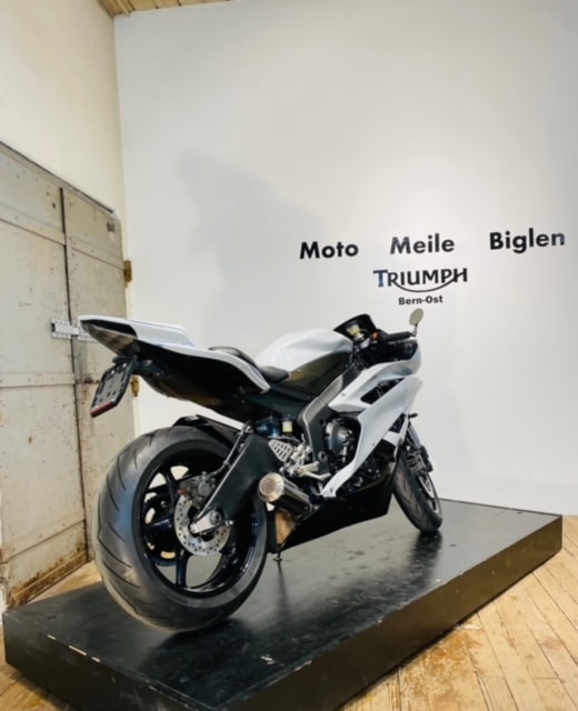 YAMAHA YZF-R6 (25kW) - 6