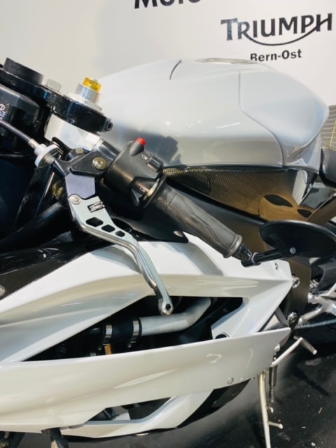 YAMAHA YZF-R6 (25kW) - 10
