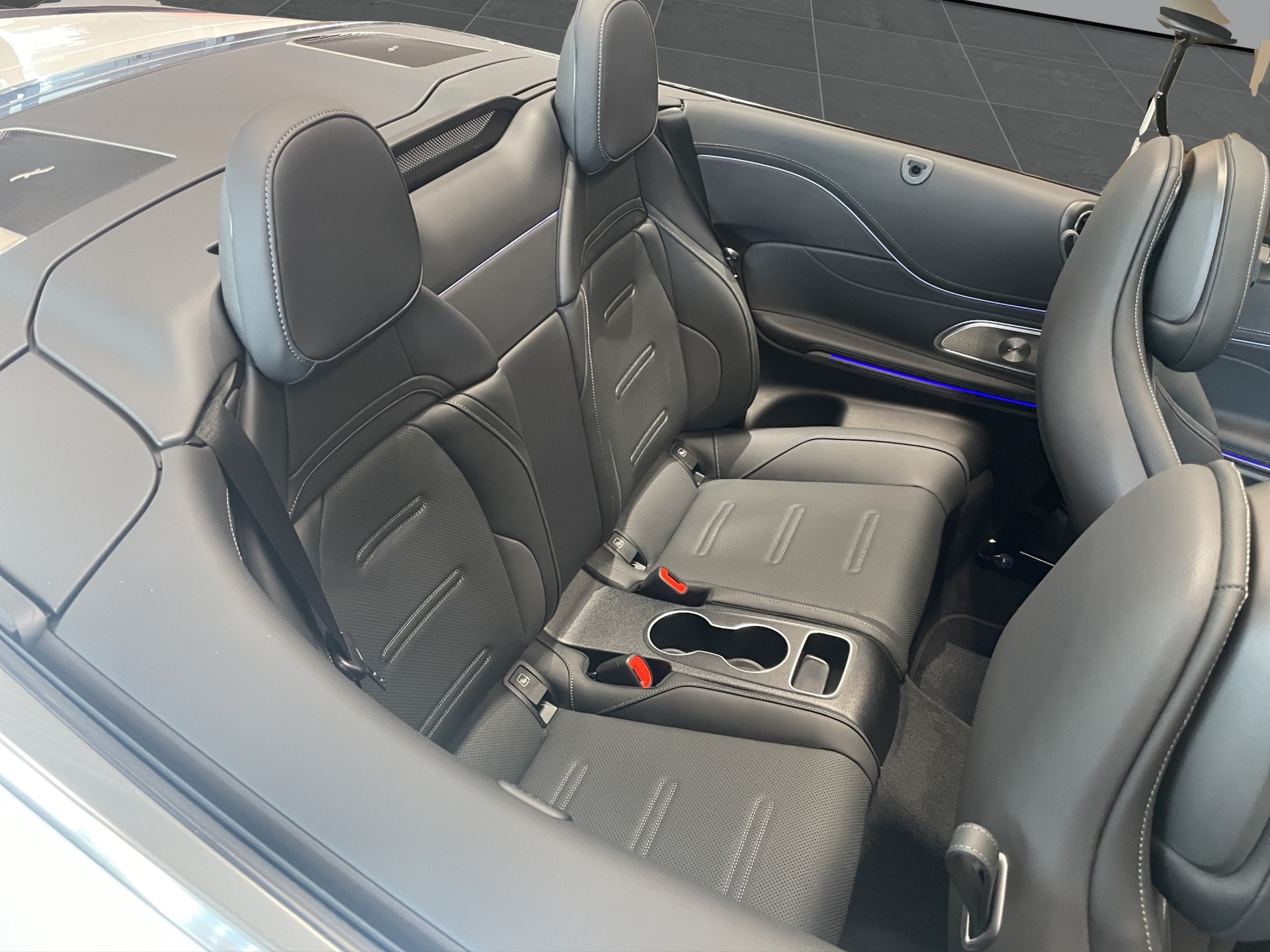 MERCEDES-BENZ CLE AMG 53 Cabrio 4Matic+ 9G-Tronic - 10
