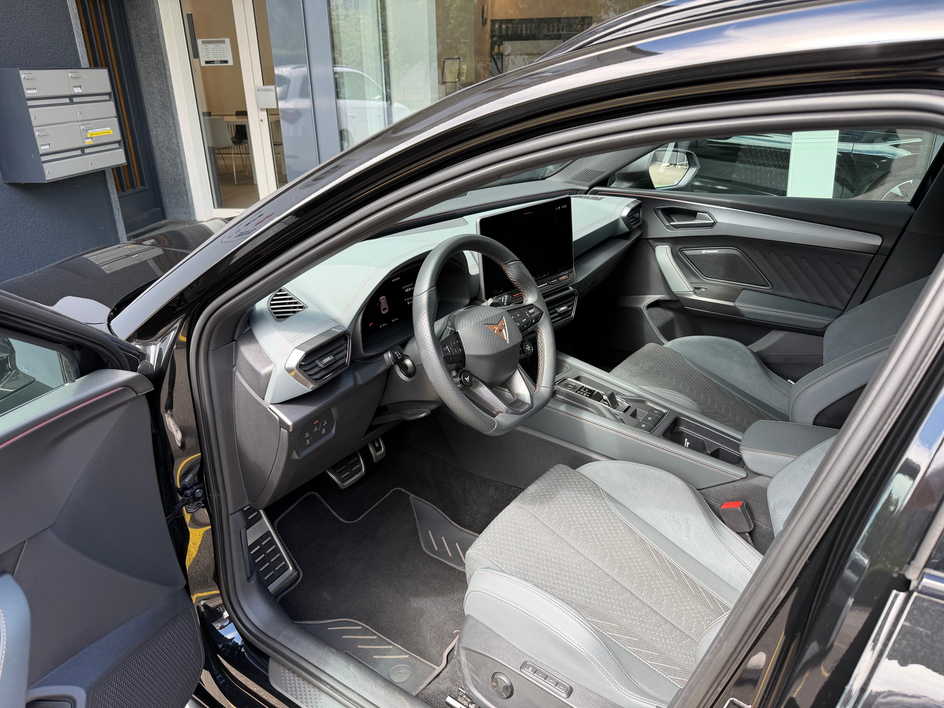 CUPRA LEON ST 2.0 TSI Extreme DSG 4Drive - 10