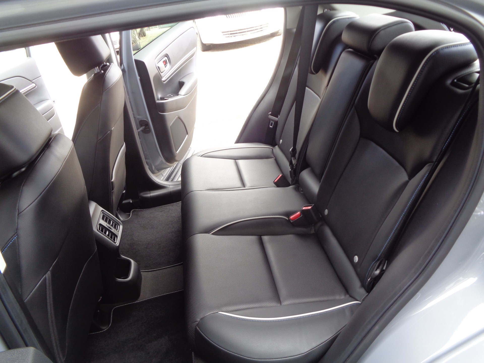 HONDA Ny1 Elegance - 13