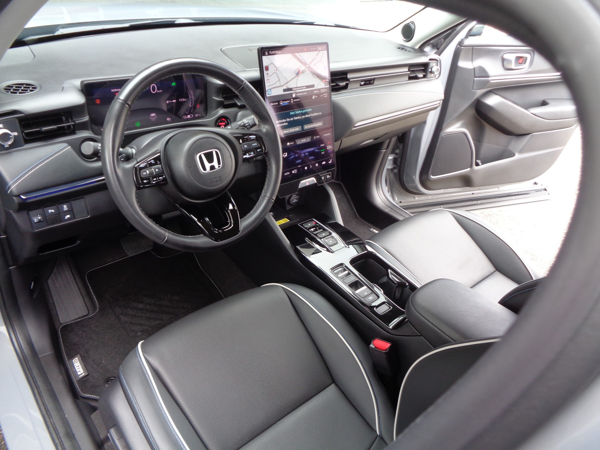 HONDA Ny1 Elegance - 7