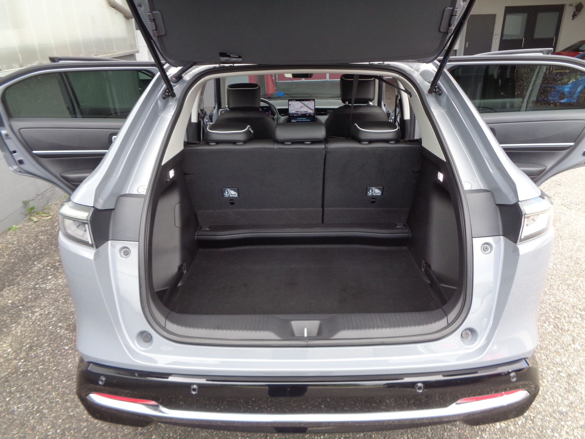 HONDA Ny1 Elegance - 15