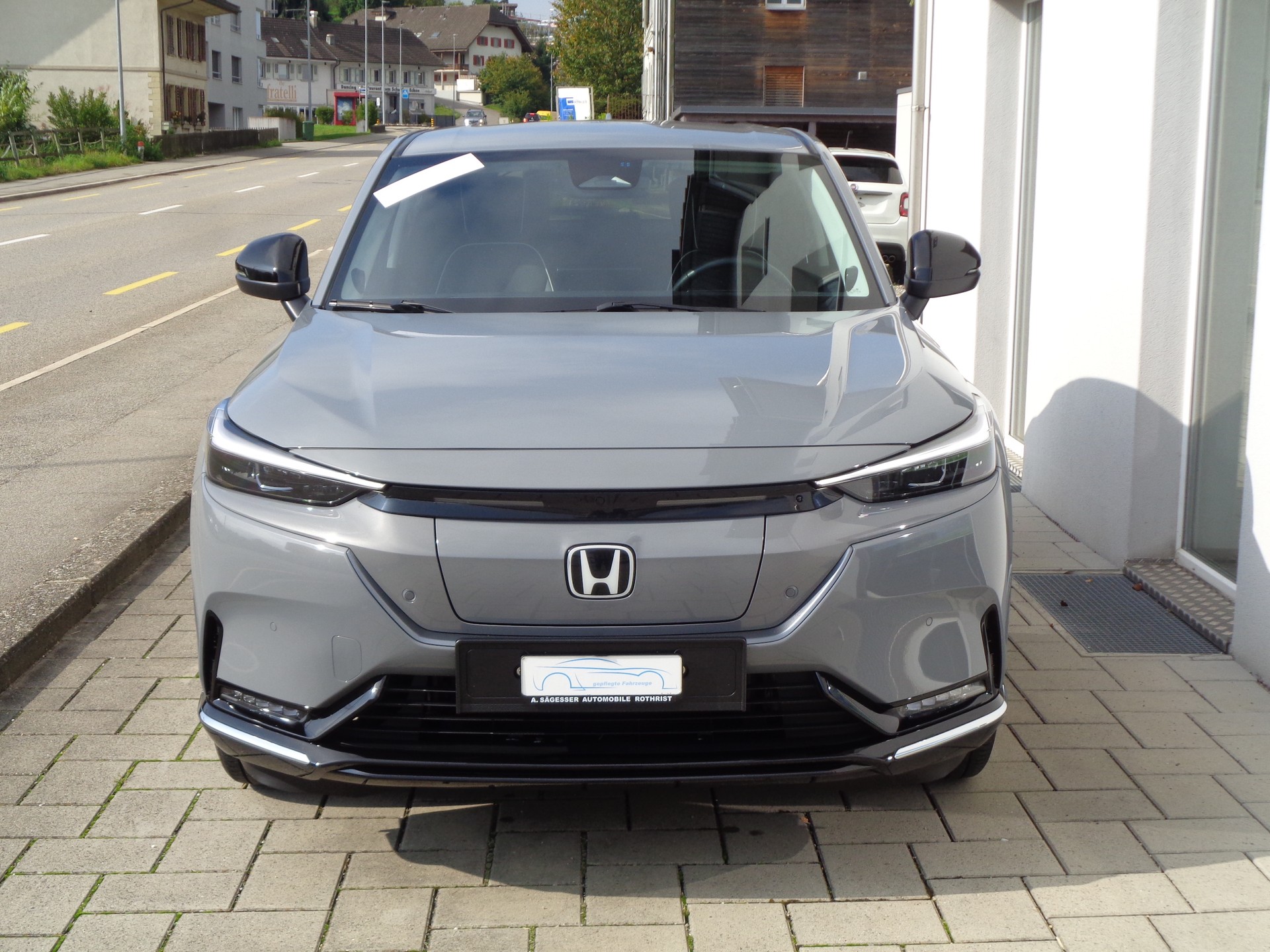 HONDA Ny1 Elegance - 3