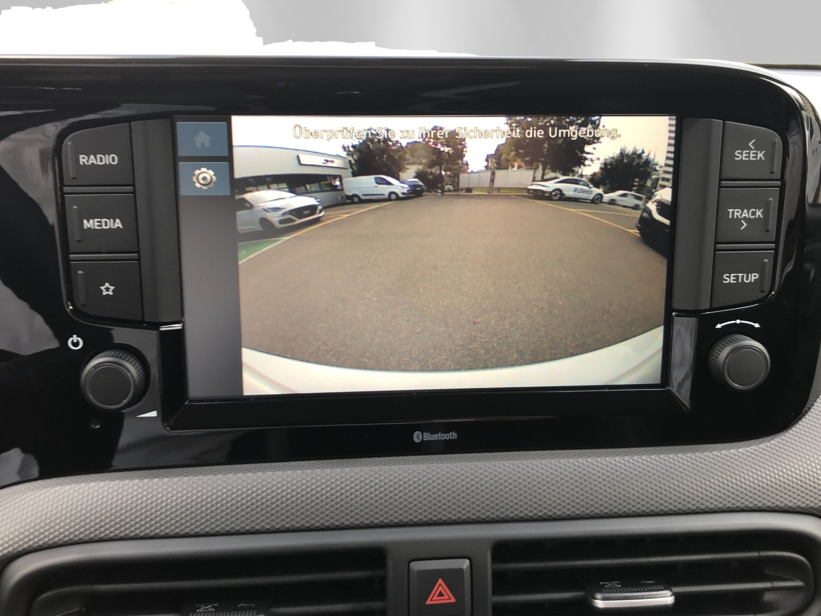 HYUNDAI i10 1.2 Amplia Aut. - 17