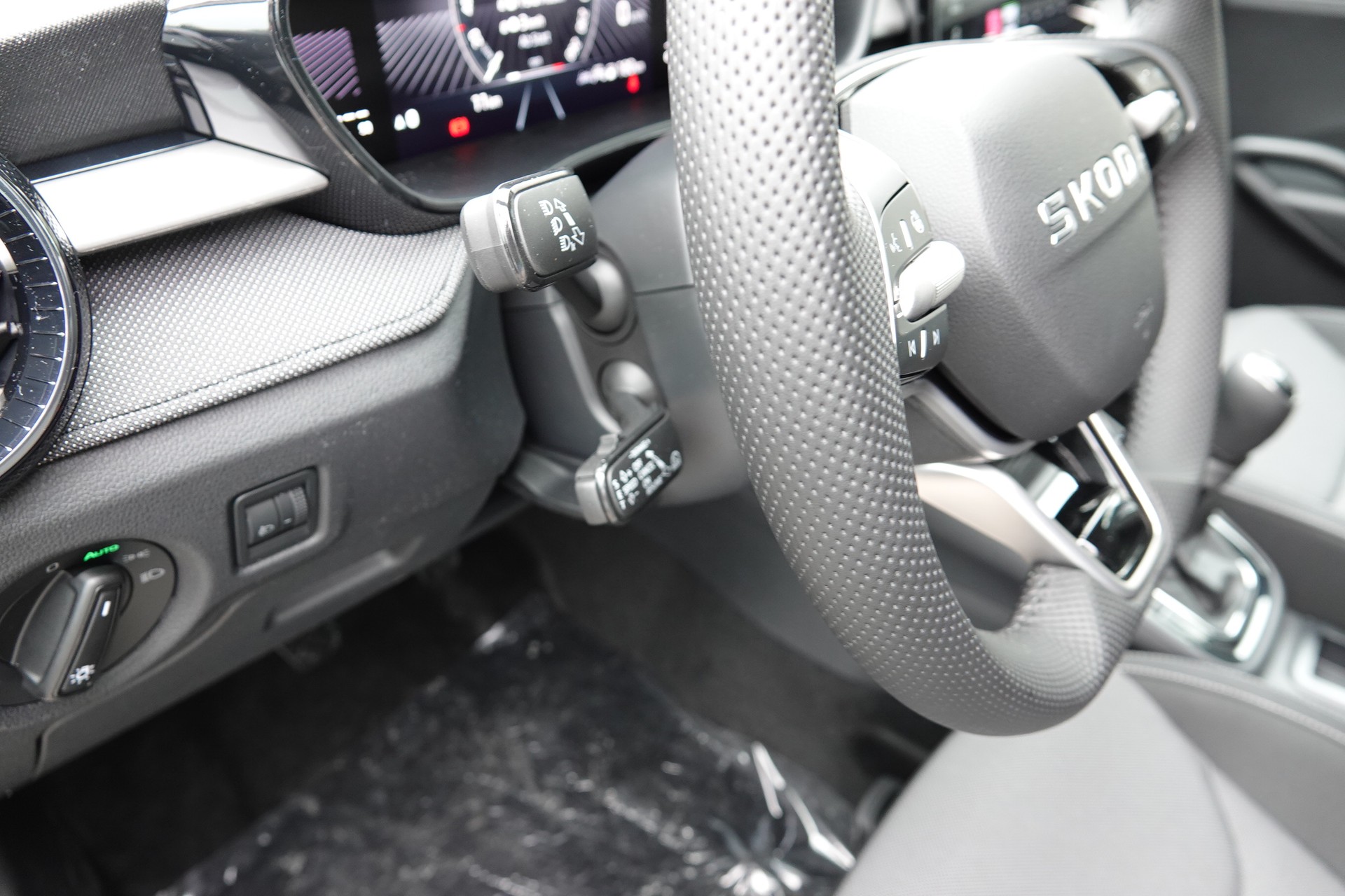 SKODA Fabia 1.0 TSI Selection - 13