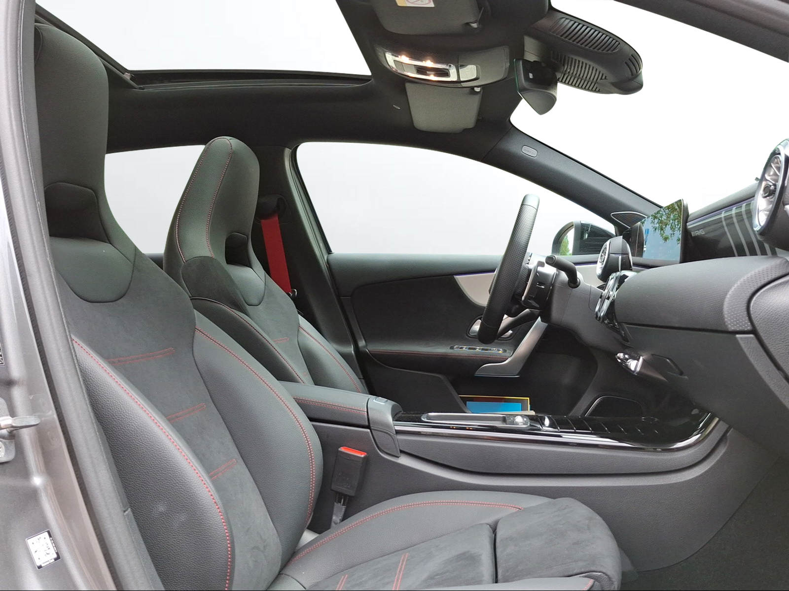 MERCEDES-BENZ A AMG 35 4Matic 8G-DCT - 11