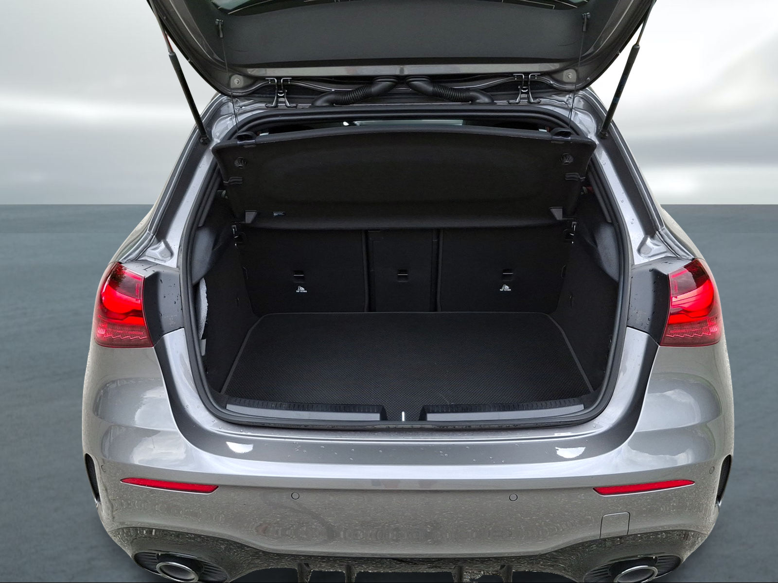 MERCEDES-BENZ A AMG 35 4Matic 8G-DCT - 13
