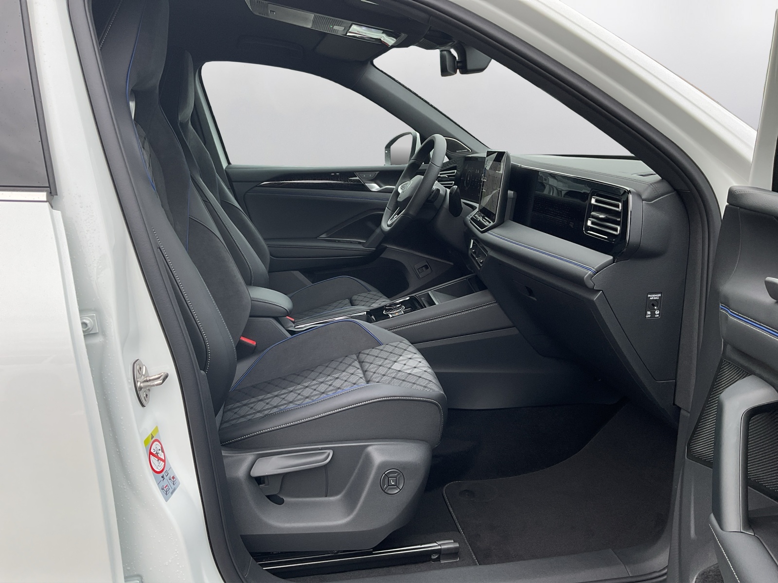 VW Tiguan 2.0 TSI DSG R-Line 4Motion - 14