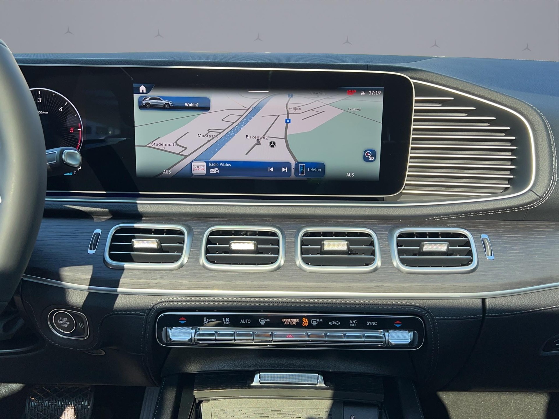 MERCEDES-BENZ GLE 300 d AMG Line 4matic - 12