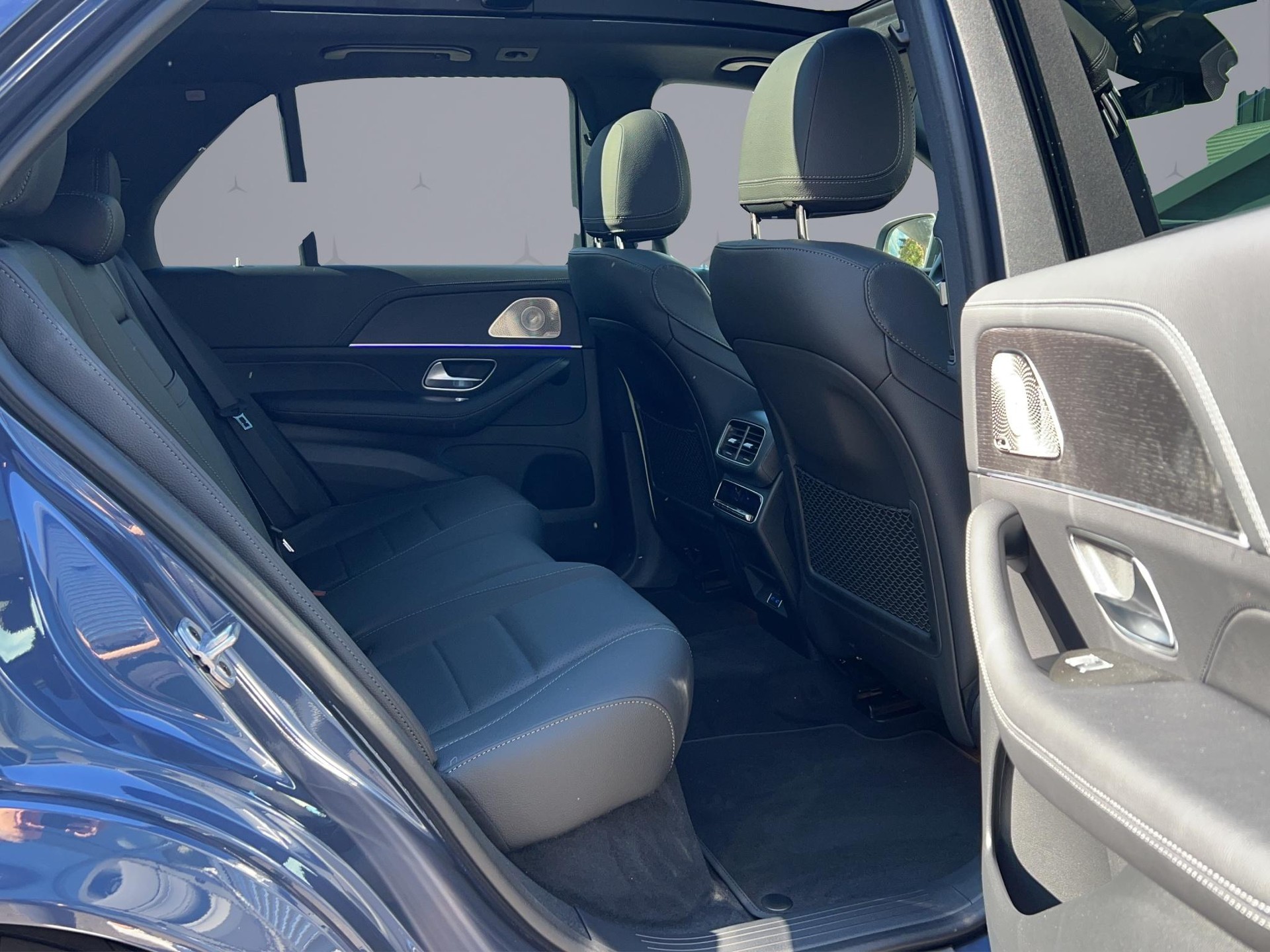 MERCEDES-BENZ GLE 300 d AMG Line 4matic - 14