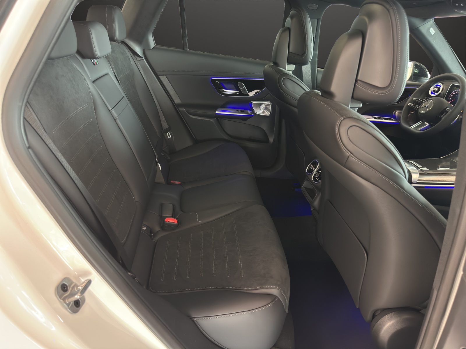 MERCEDES-BENZ GLC 200 4Matic 9G-Tronic - 12