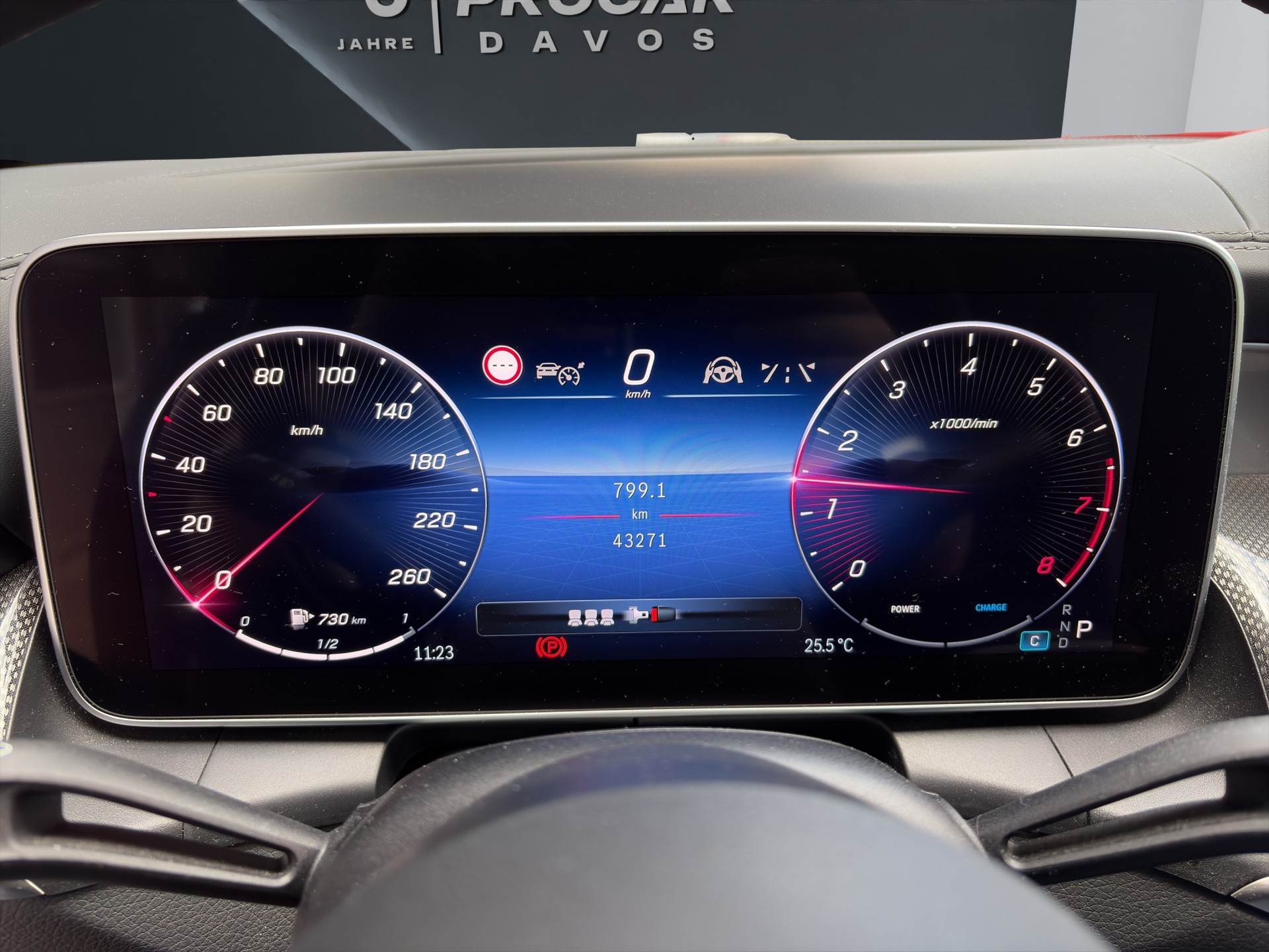 MERCEDES-BENZ GLC 300 AMG Line 4matic - 8