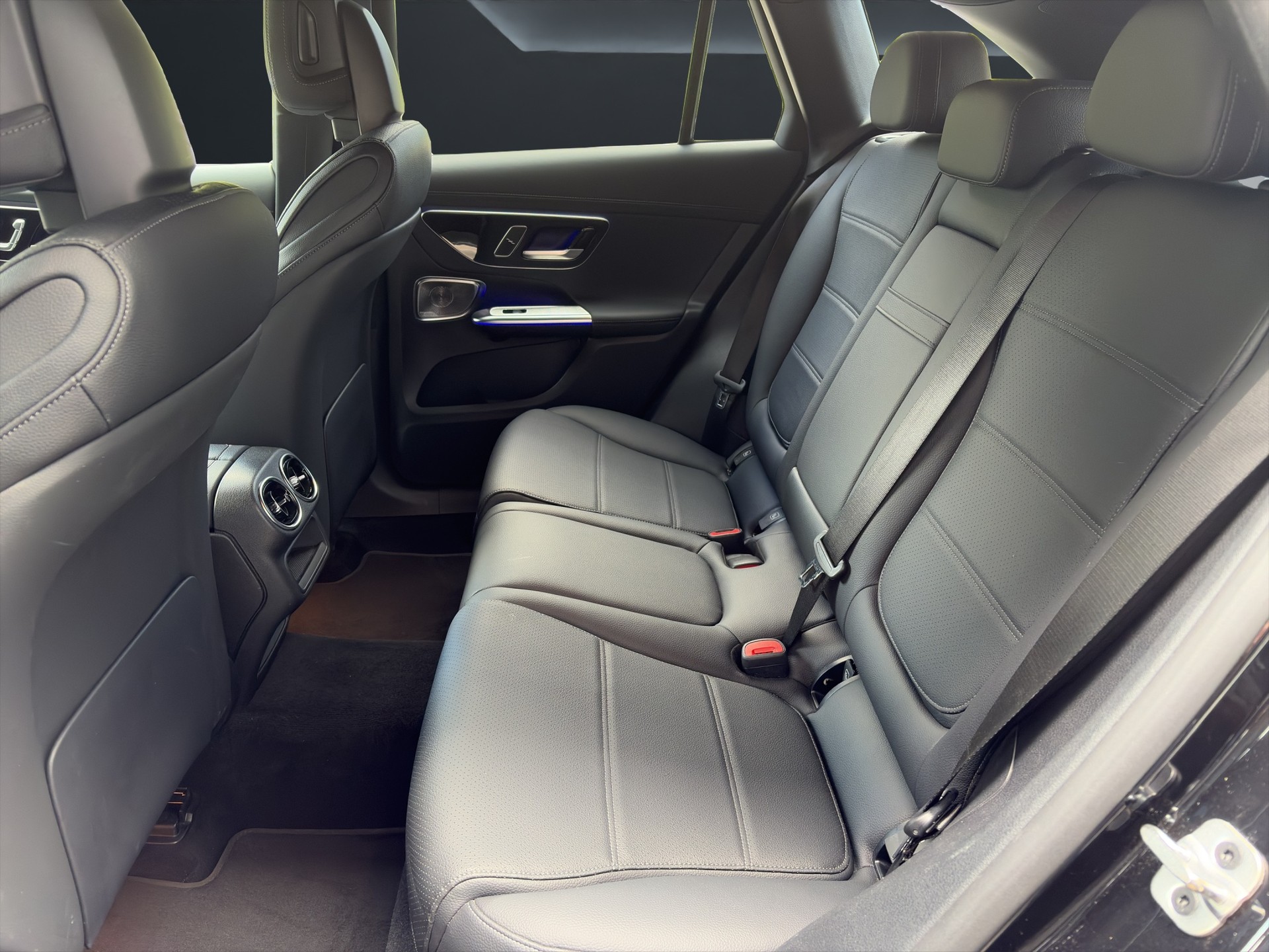 MERCEDES-BENZ GLC 300 AMG Line 4matic - 14