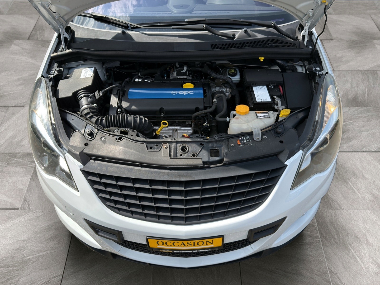 OPEL Corsa 1.6 T OPC Nürburgring Edition - 16