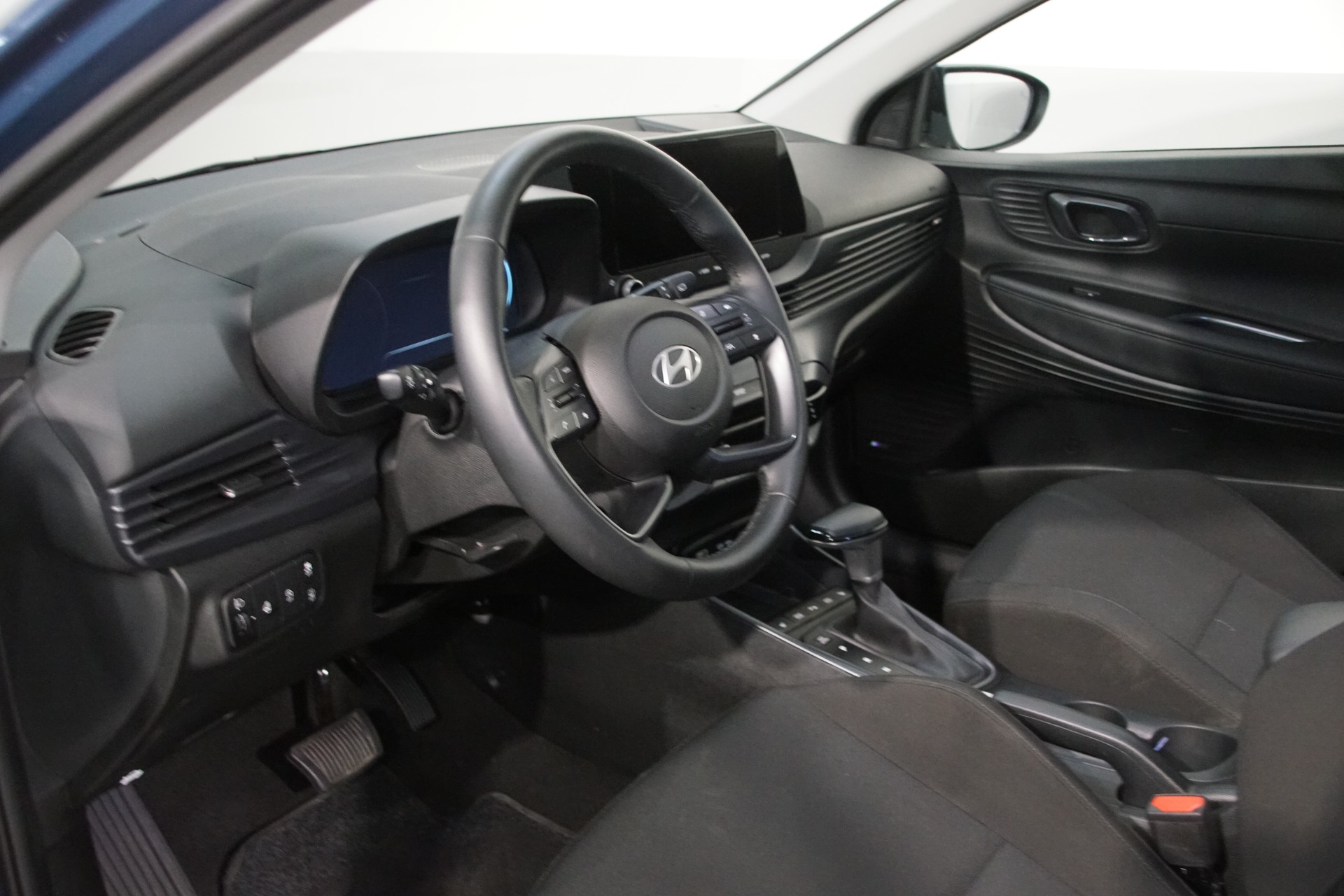 HYUNDAI i20 1.0 T-GDi Vertex DCT ++SWISS++ - 11