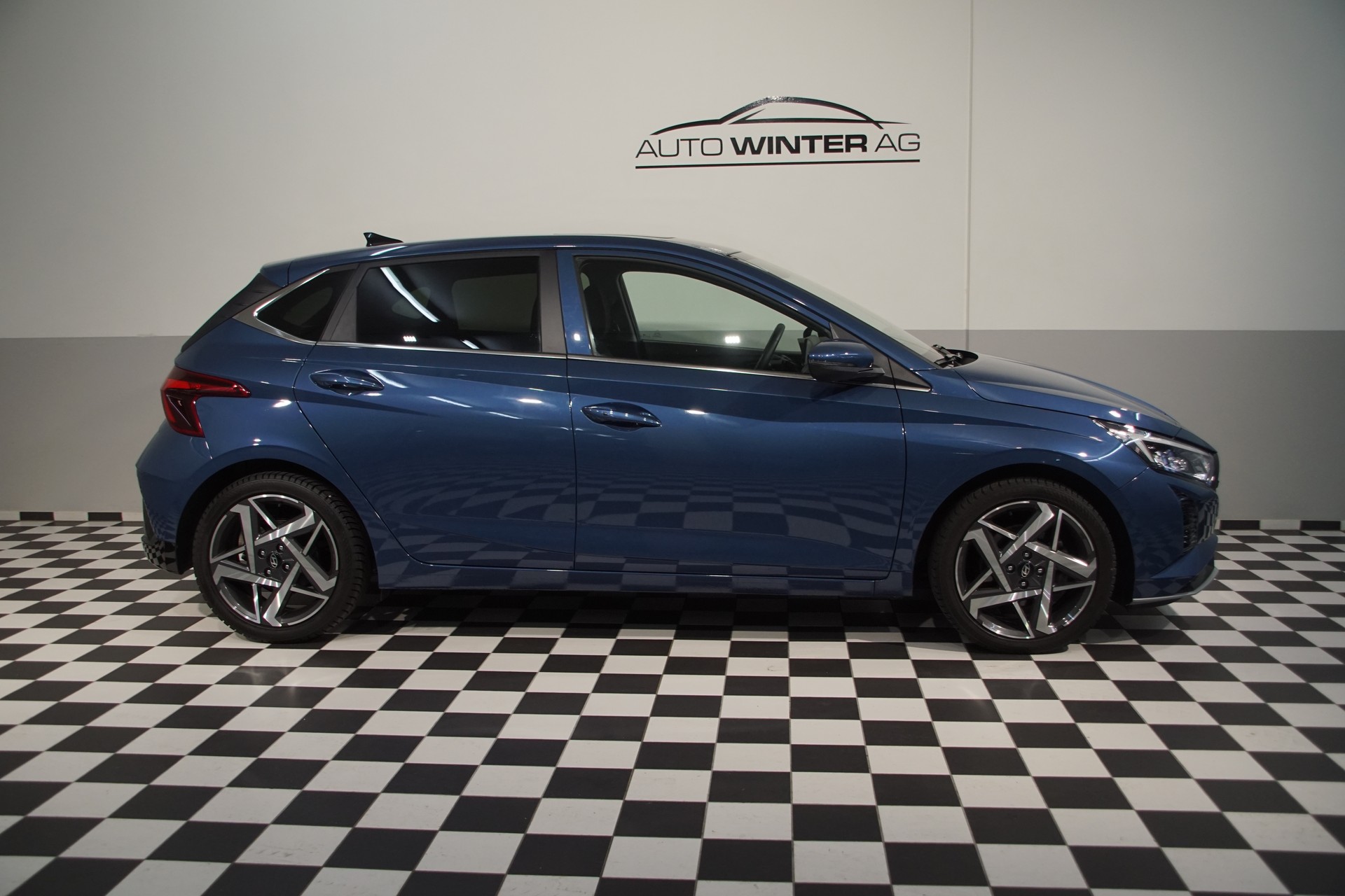 HYUNDAI i20 1.0 T-GDi Vertex DCT ++SWISS++ - 6