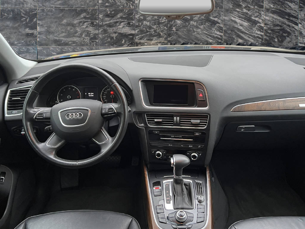 AUDI Q5 2.0 TFSI quattro T-Tronic - 8