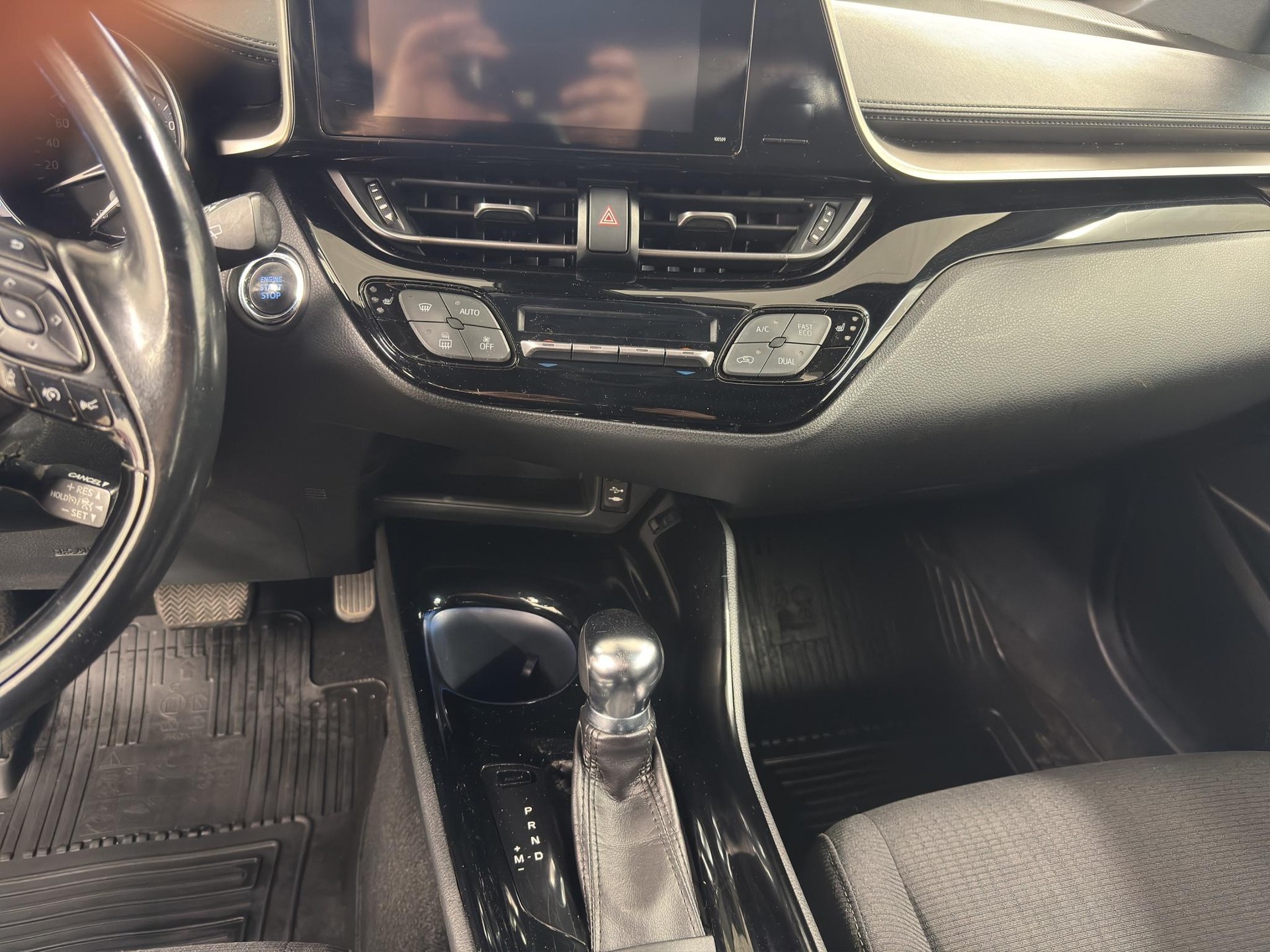 TOYOTA C-HR 1.2 Turbo Trend 4WD Multidrive S - 14