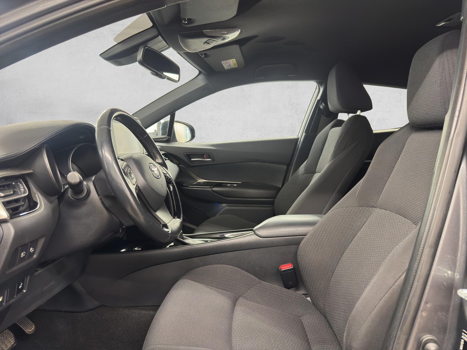 TOYOTA C-HR 1.2 Turbo Trend 4WD Multidrive S - 13