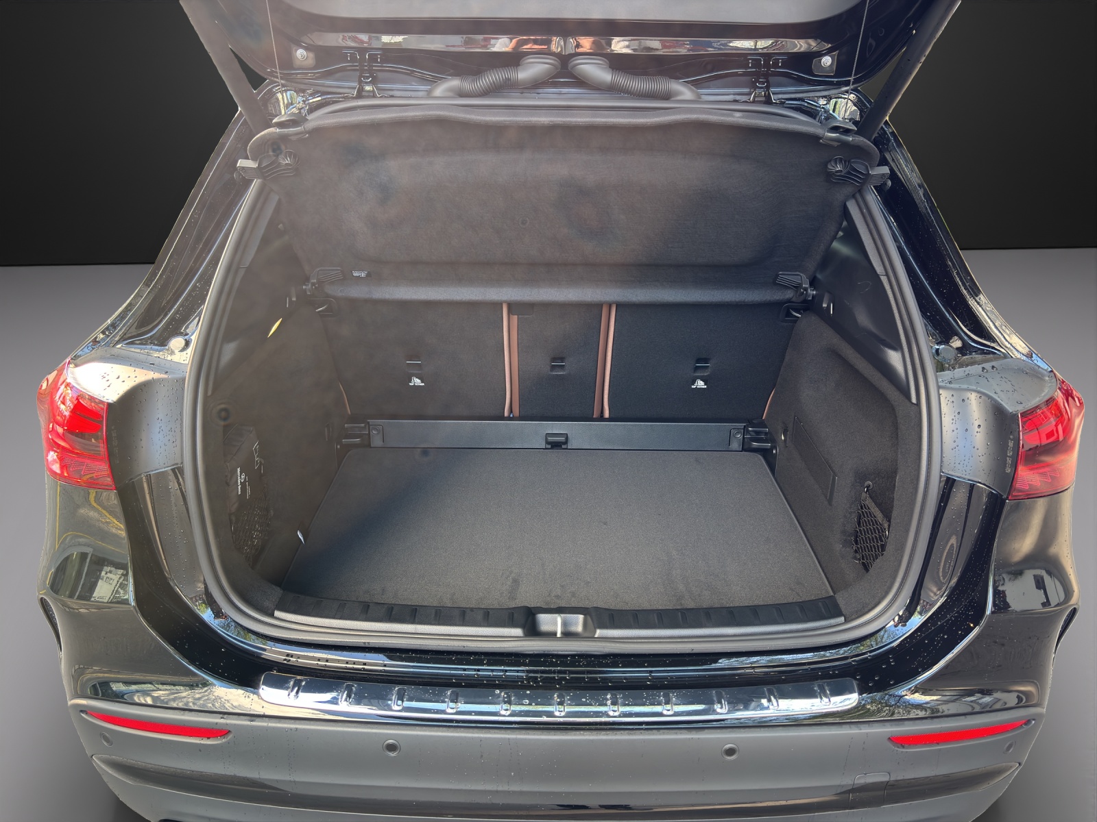 MERCEDES-BENZ GLA AMG 45 S 4Matic+ 8G-DCT - 15