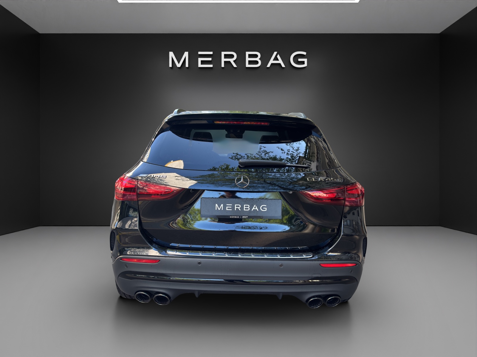 MERCEDES-BENZ GLA AMG 45 S 4Matic+ 8G-DCT - 4