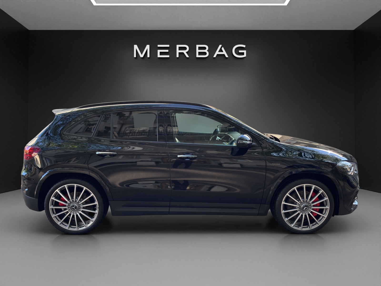 MERCEDES-BENZ GLA AMG 45 S 4Matic+ 8G-DCT - 2