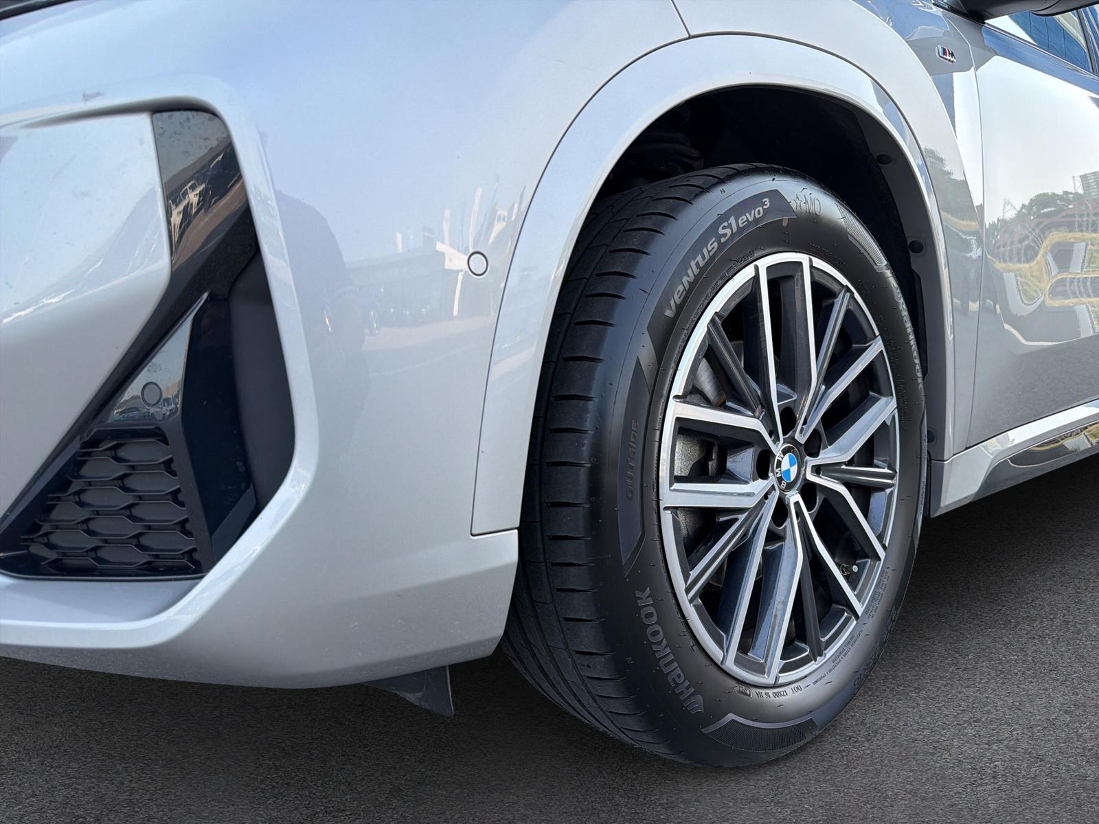 BMW X1 20d xDrive paddles - 9