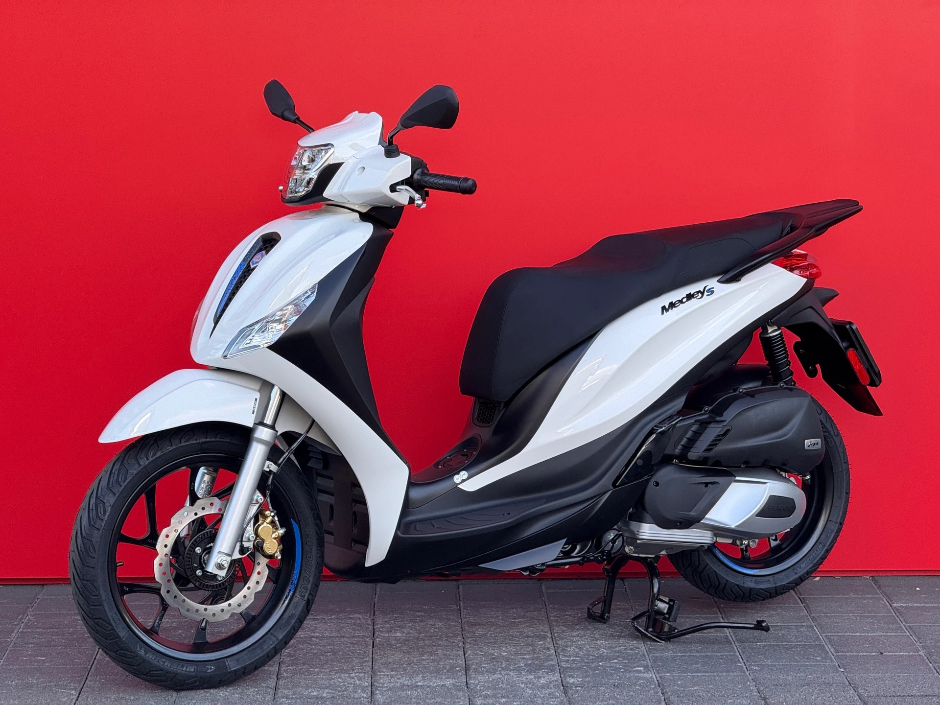 PIAGGIO Medley 200 Sport ABS E5+ - 4