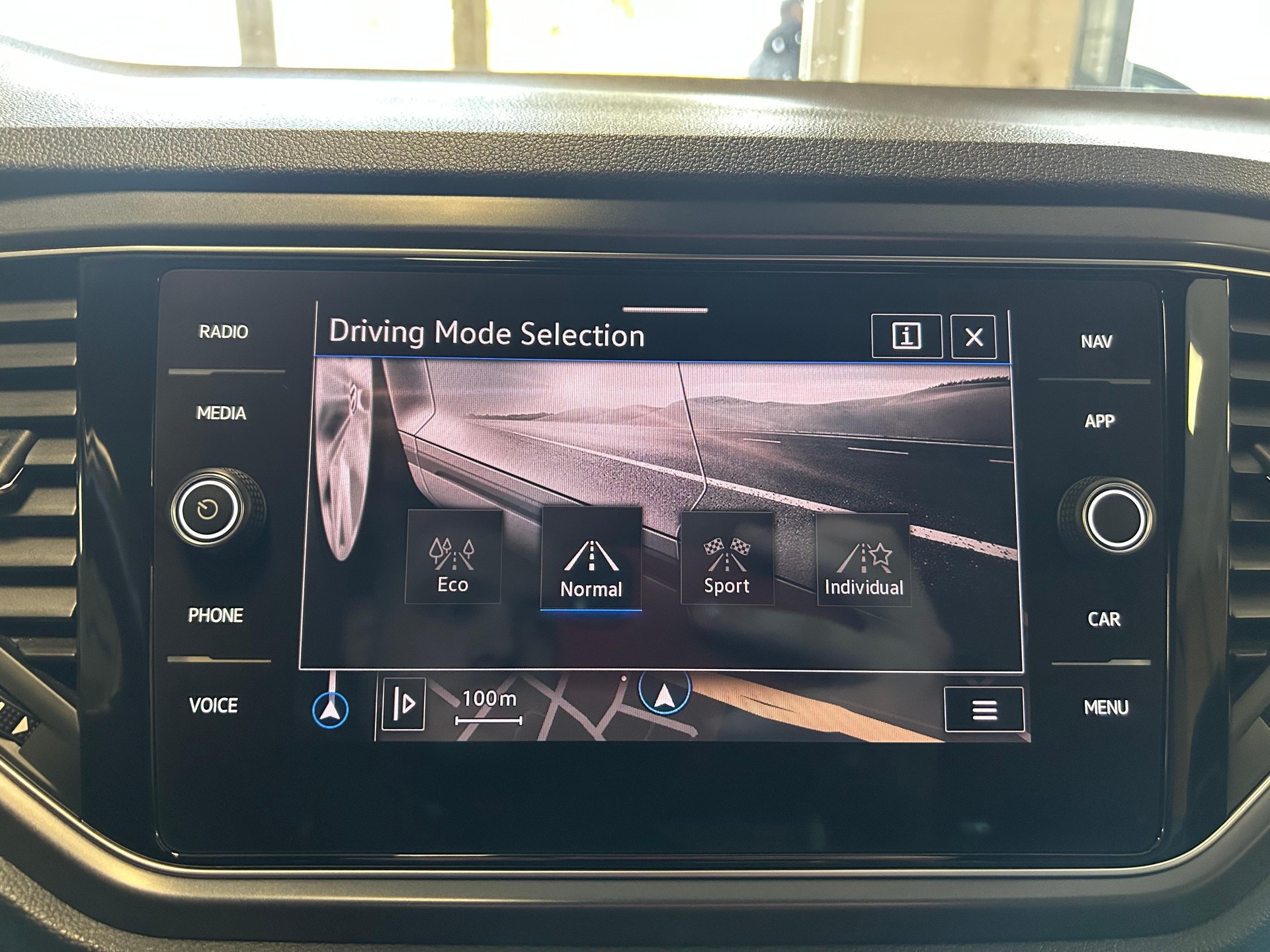 VW T-Roc Cabriolet 1.5 TSI R-Line DSG - 23