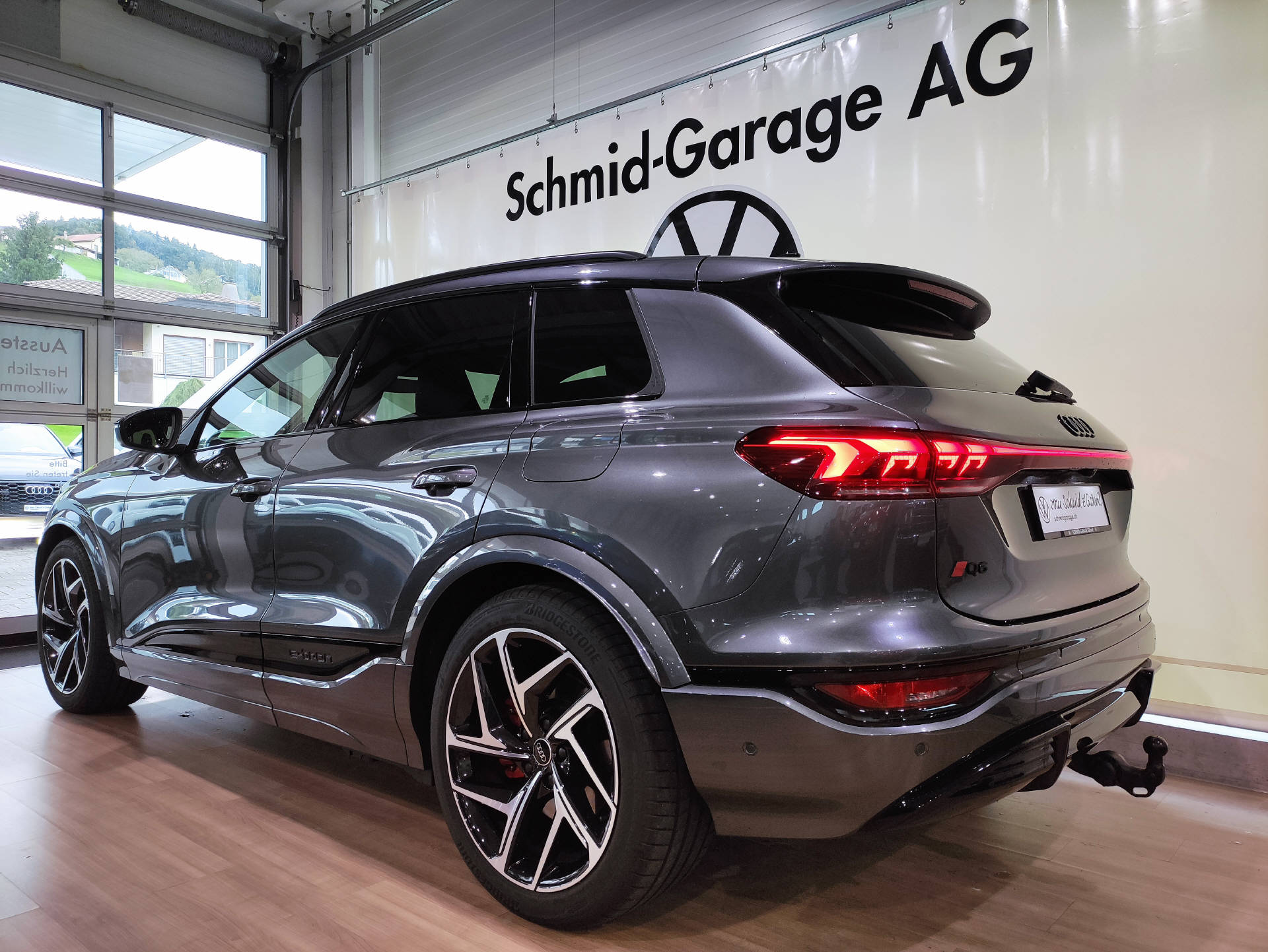 AUDI Q6 e-tron S-Line quattro - 16