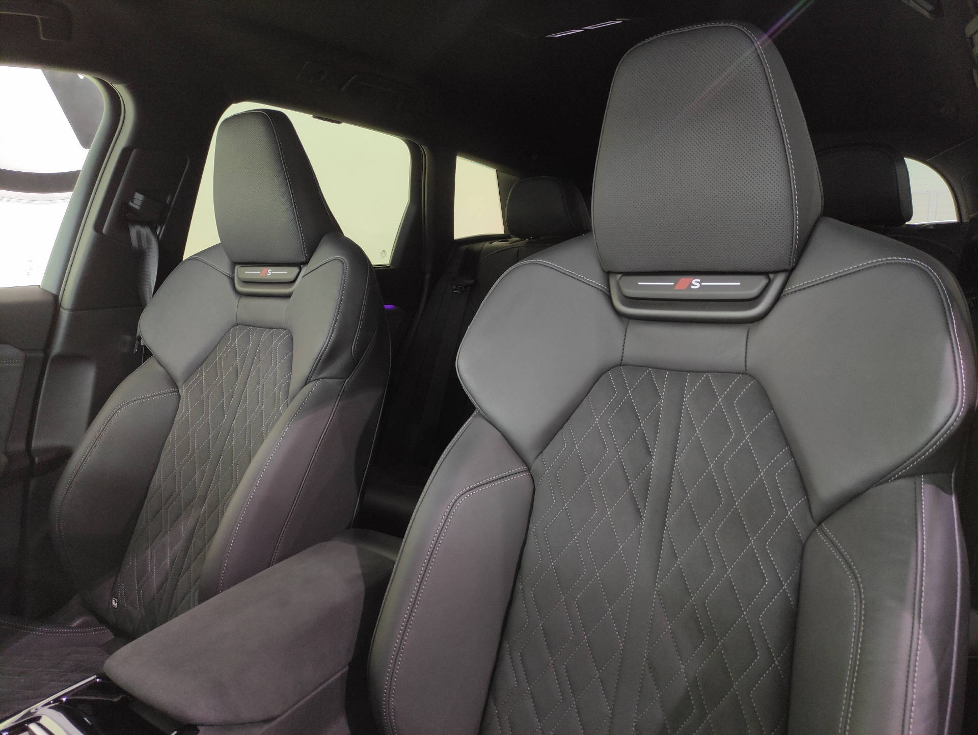 AUDI Q6 e-tron S-Line quattro - 5