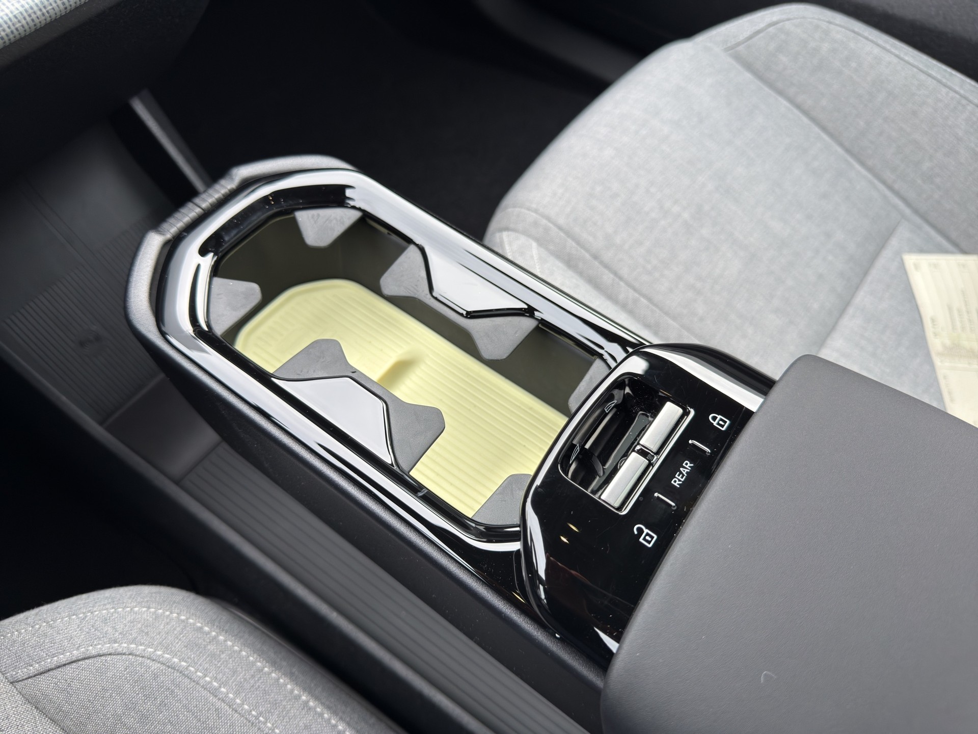 VOLVO EX30 E60 Twin Ultra Performance AWD Tailored Wool - 23