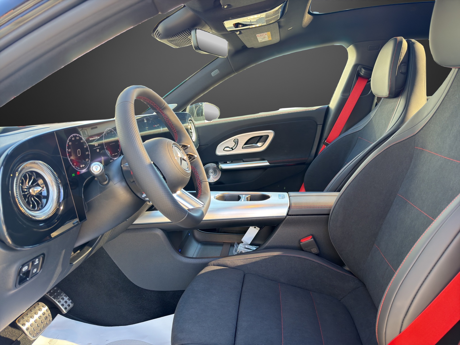 MERCEDES-BENZ CLA 200 8G-DCT 4Matic - 10