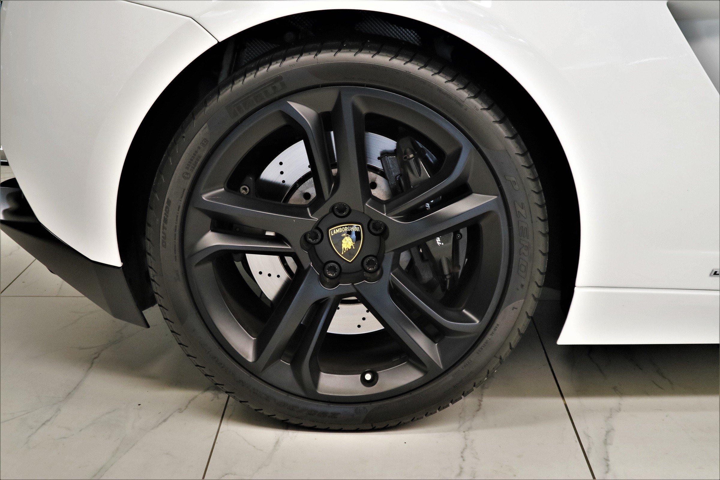 Gallardo LP560-4 Coupé E-Gear thumbnail n°7